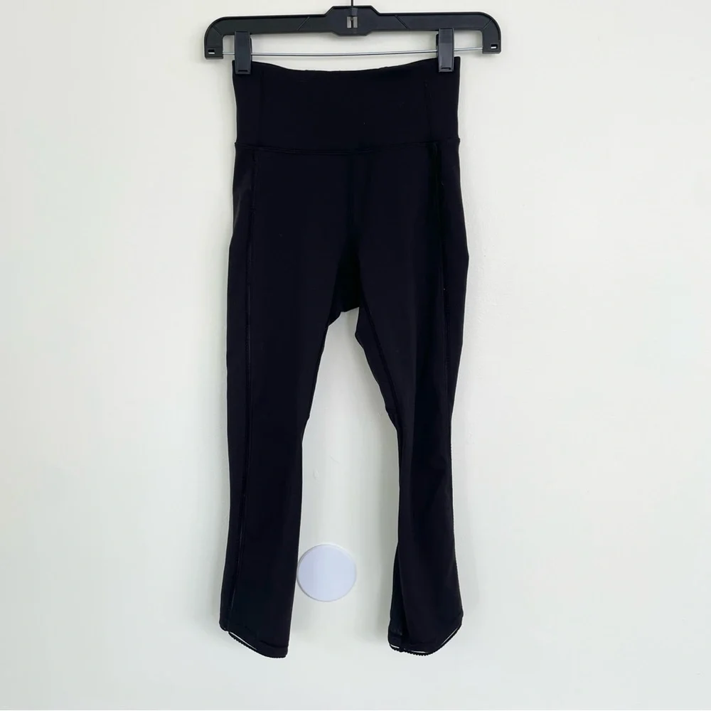 Lululemon Mesh Crop Leggings Black size 2 Winter 2016